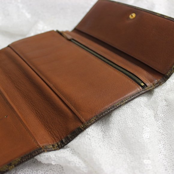 Louis Vuitton WOC - Monogram - Picture 8 of 14